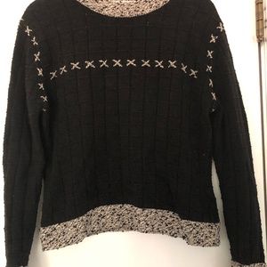 Ann Trinity Pullover Sweater